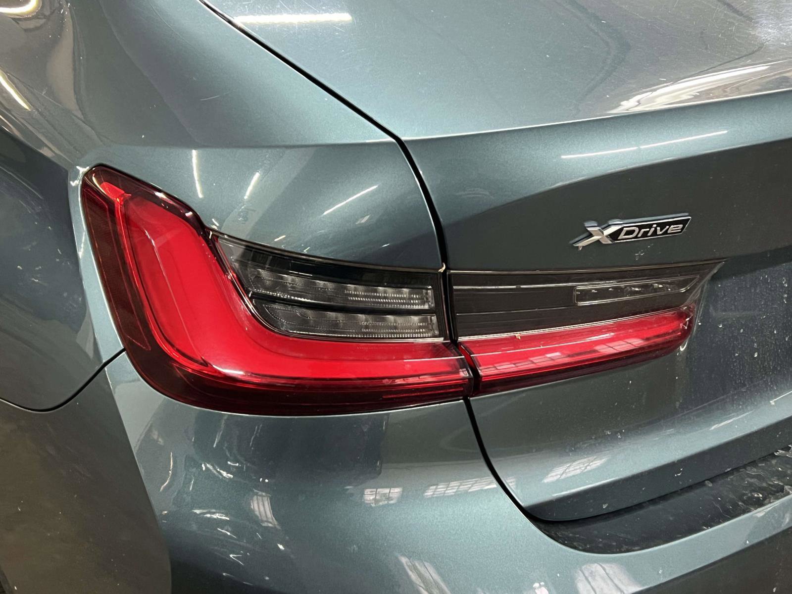 Used 2019 BMW 330i xDrive Sedan w/ Premium Package image 9