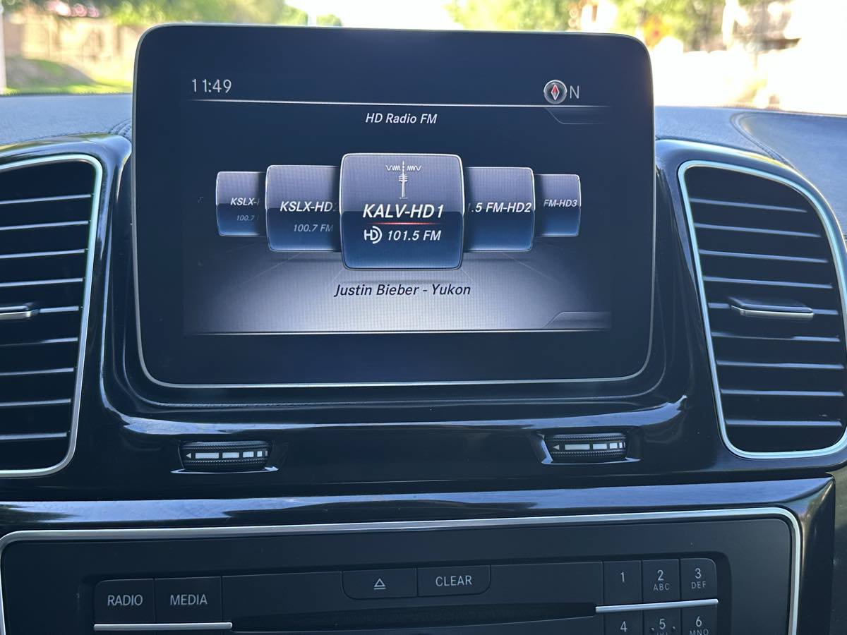 Used 2018 Mercedes-Benz GLS 550 4MATIC w/ Driver Assistance Package image 36