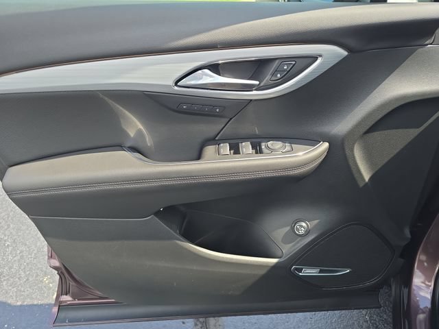 Used 2025 Buick Envision Avenir AWD/4WD image 8