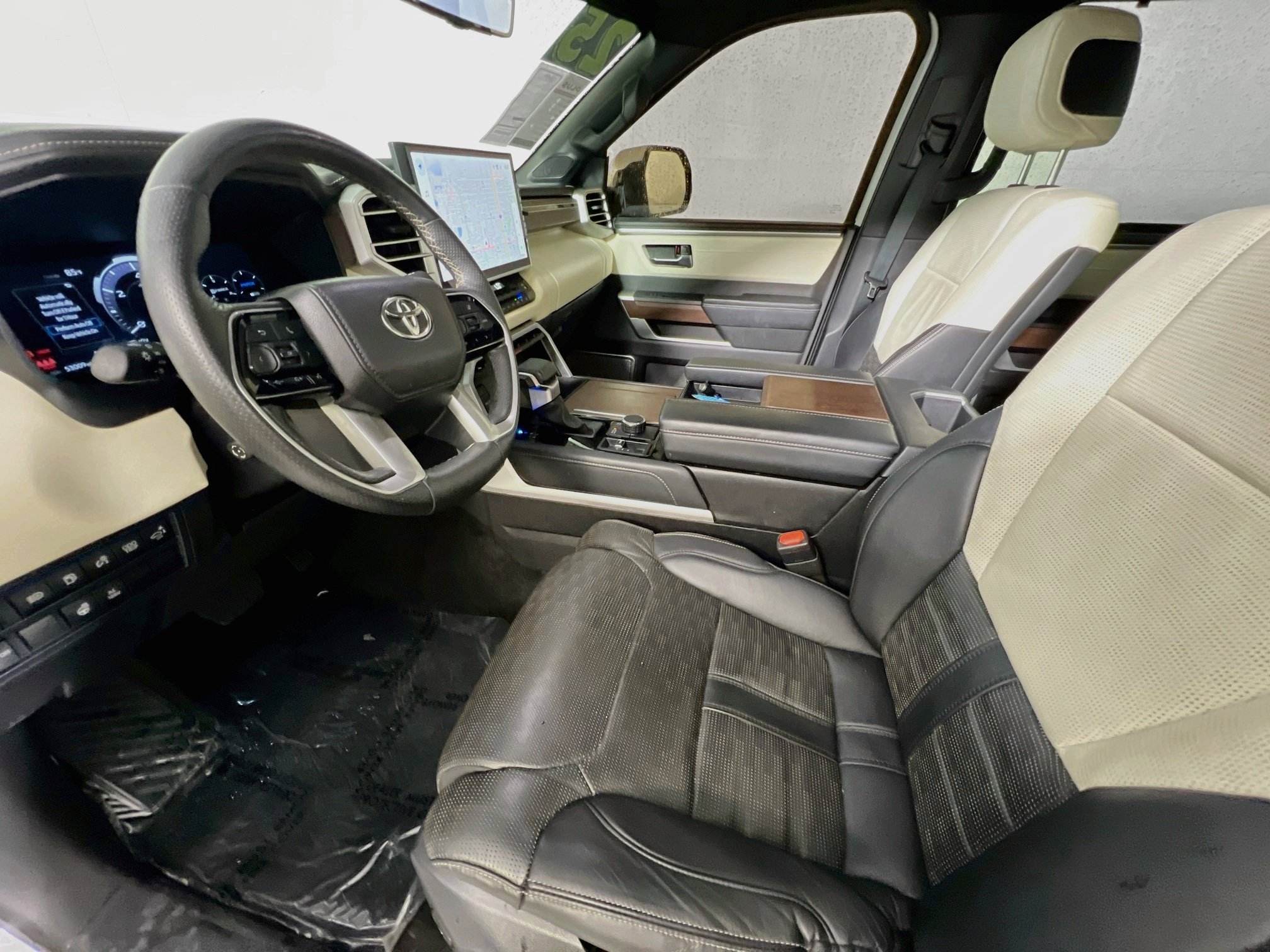 Used 2025 Toyota Tundra Capstone AWD/4WD image 14