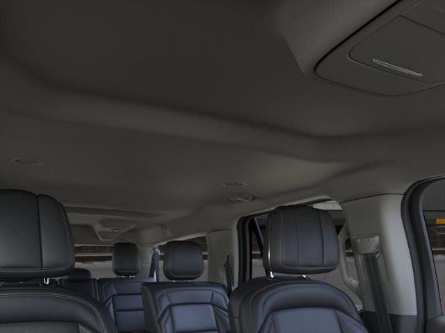 New 2026 Lincoln Navigator L Premier AWD/4WD image 22