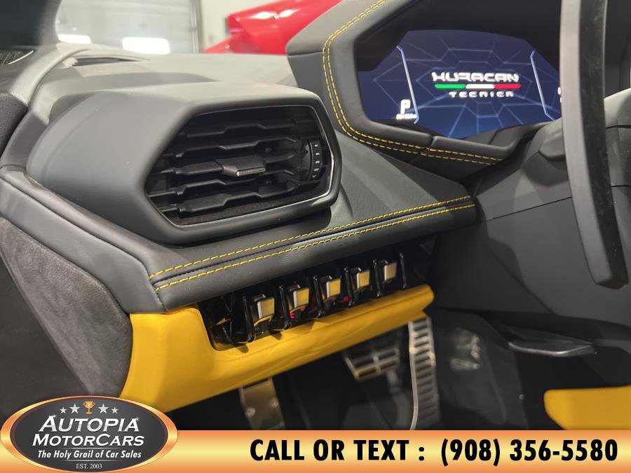 Used 2024 Lamborghini Huracan Tecnica image 22