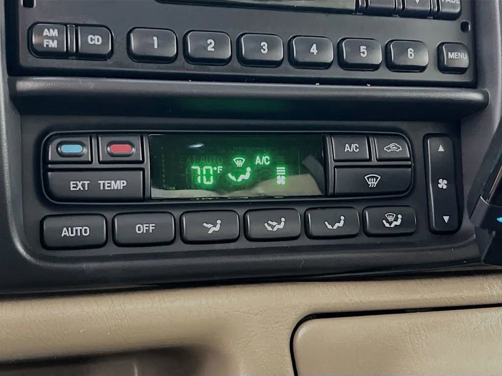 Used 2005 Ford Excursion Limited image 15