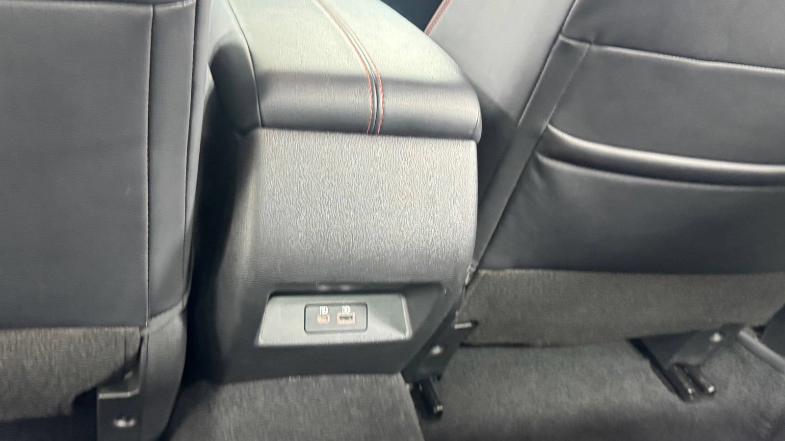Used 2024 Nissan Altima 2.5 SR FWD image 33