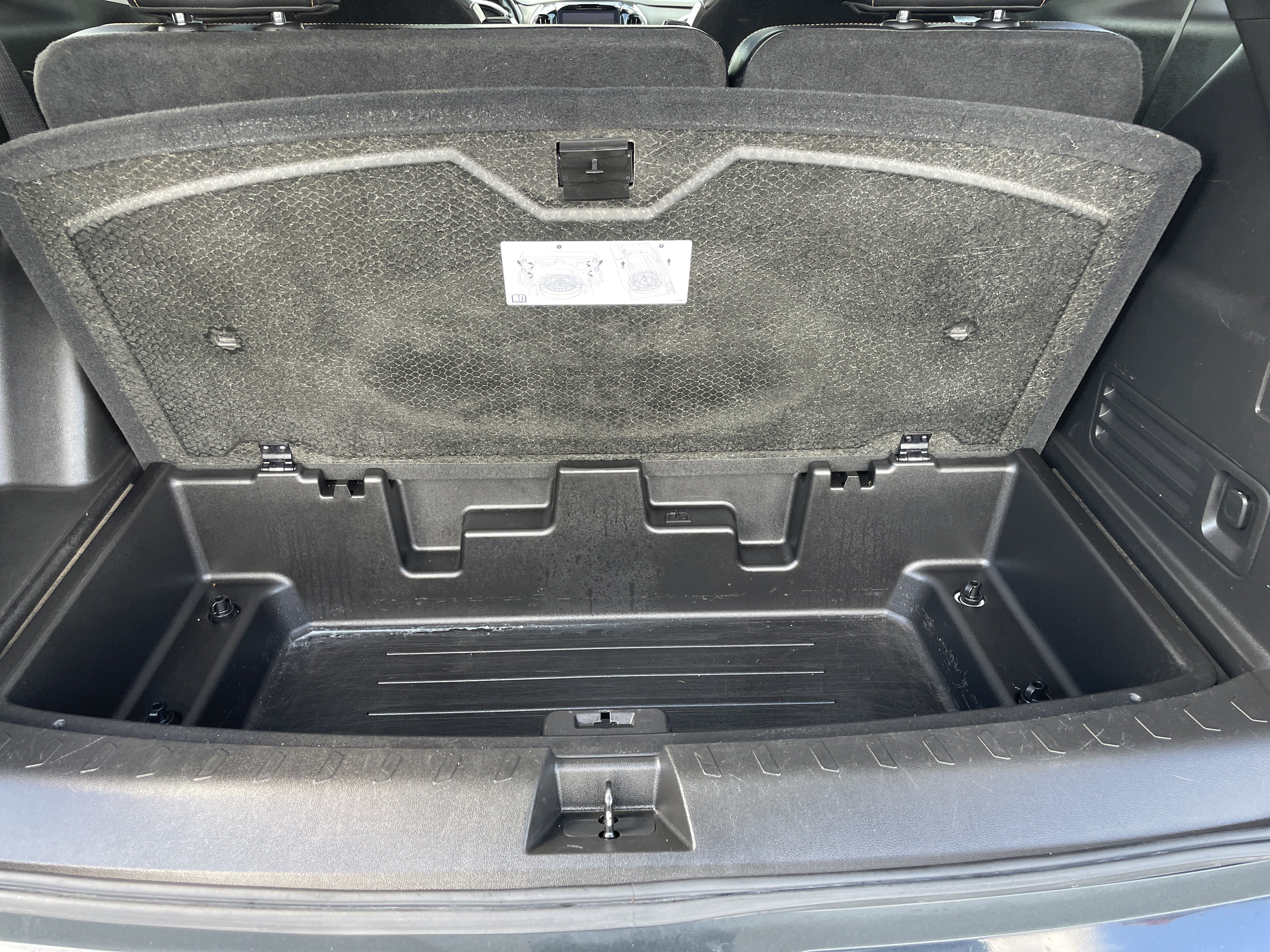 Used 2018 Chevrolet Traverse Premier w/ LPO, Floor Liner Package AWD/4WD image 29