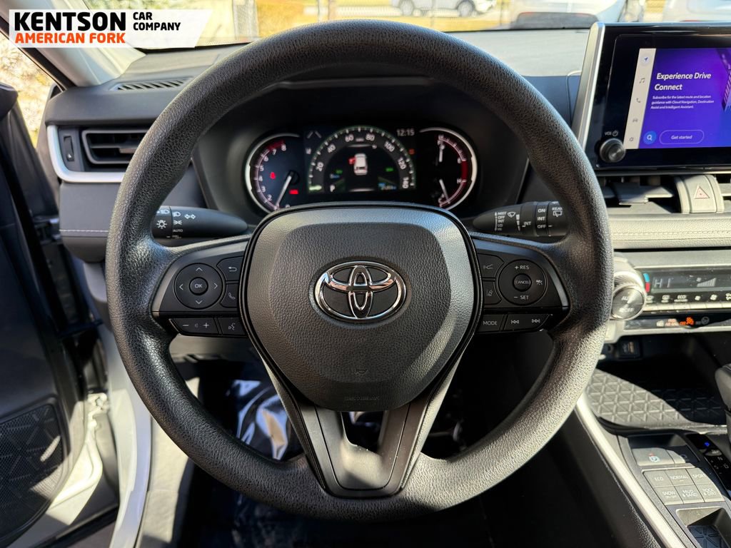 Used 2025 Toyota RAV4 XLE image 13