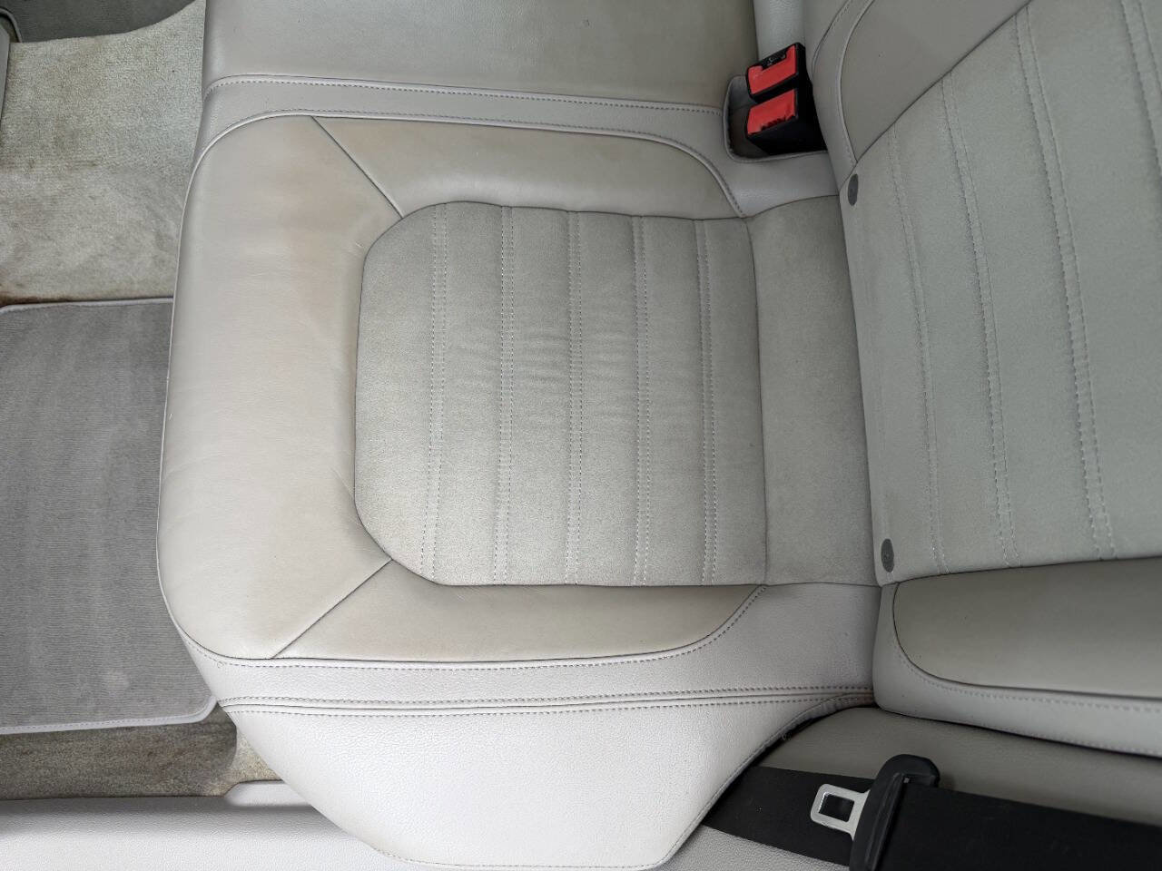 Used 2015 Volkswagen Passat TDI SEL Premium image 22