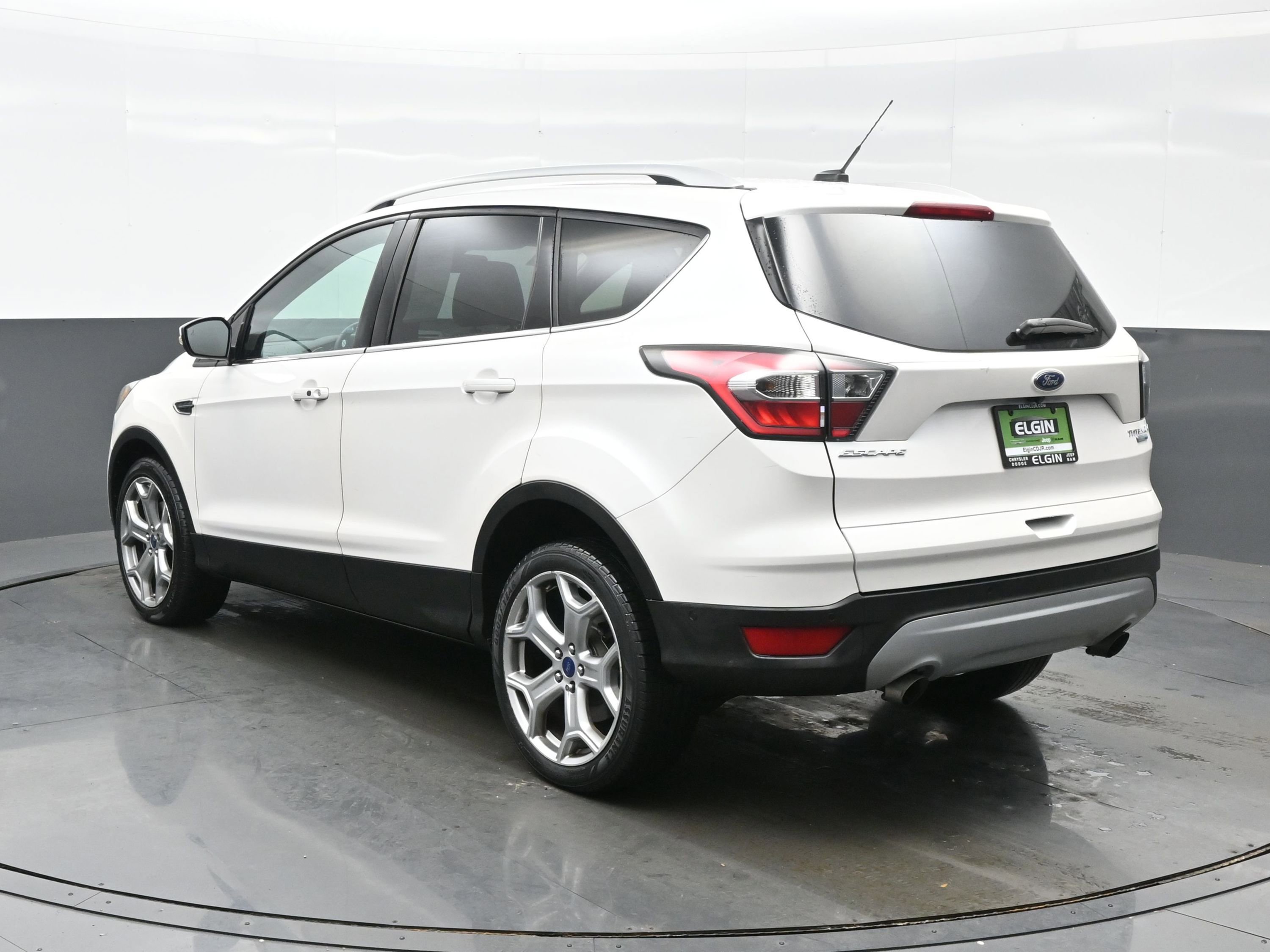 Used 2017 Ford Escape Titanium w/ Equipment Group 301A image 4