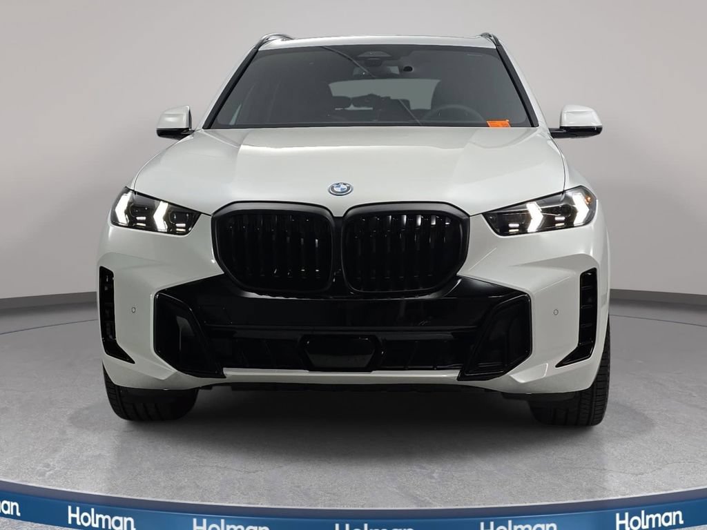 New 2026 BMW X5 xDrive50e w/ M Sport Package AWD/4WD image 2