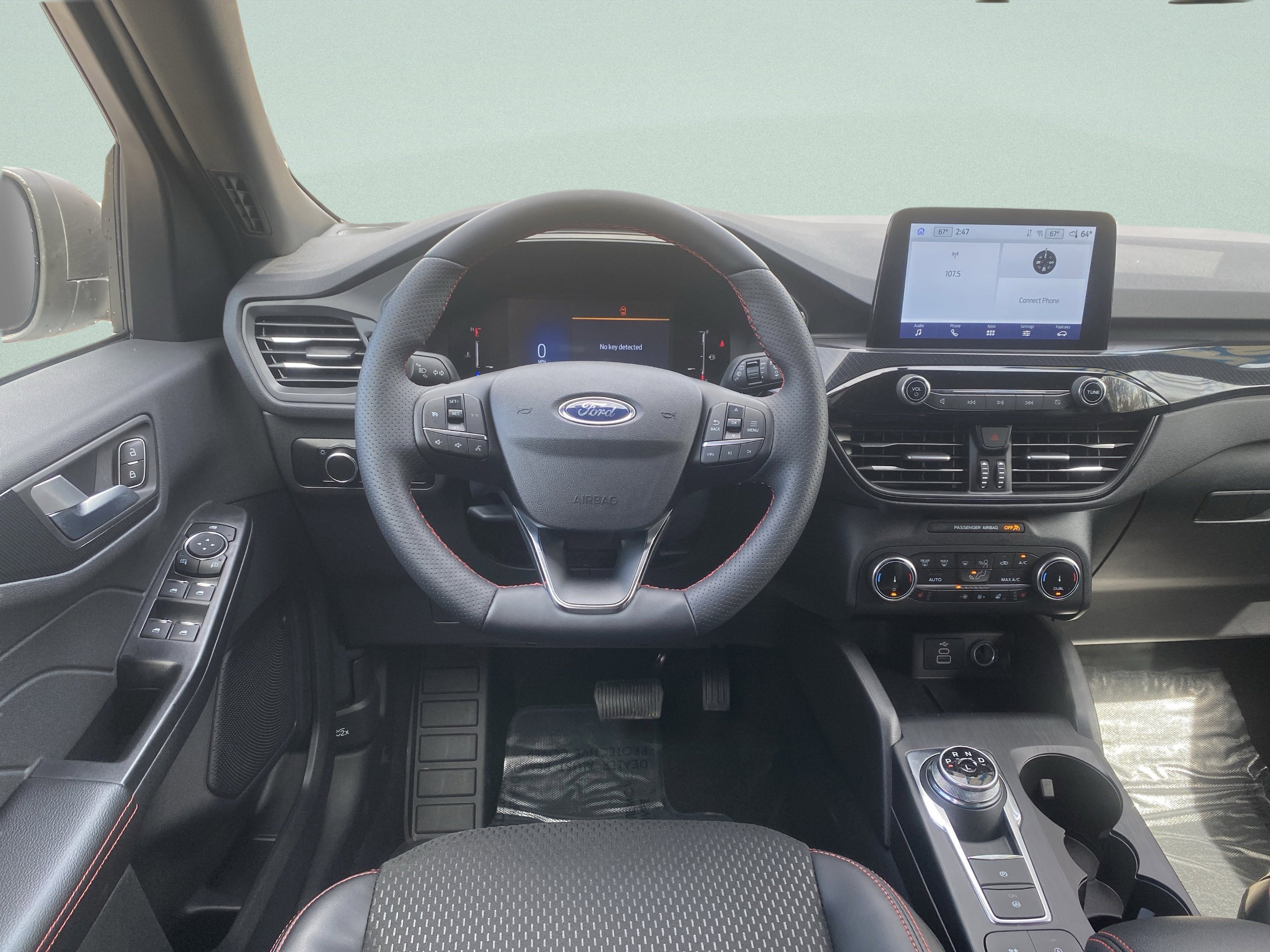 Used 2025 Ford Escape ST-Line w/ Cold Weather Package image 17