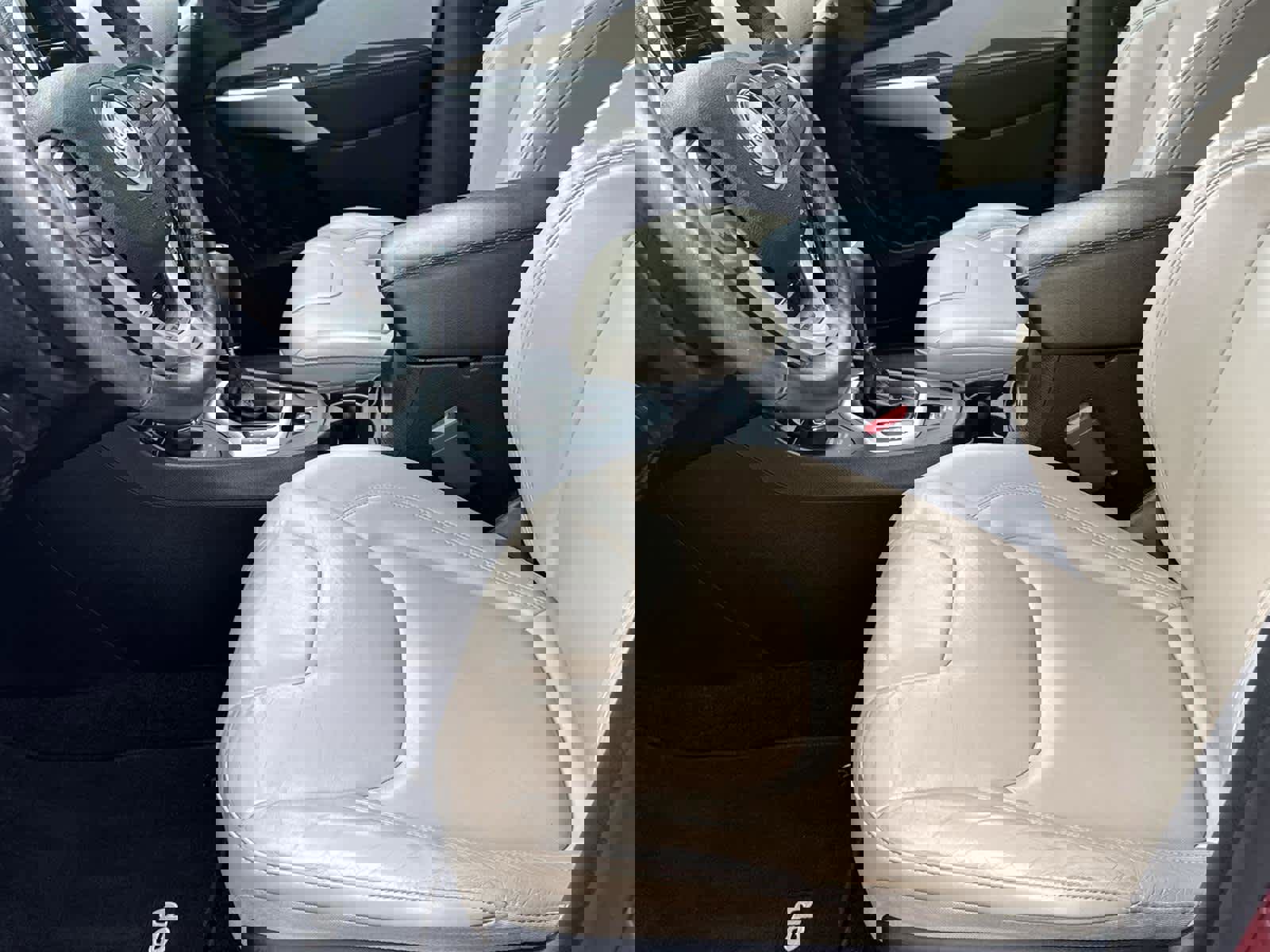 Used 2017 Jeep Cherokee Limited w/ Trailer Tow Group image 12