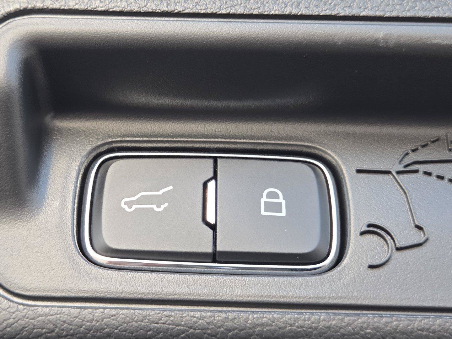 New 2027 Ford Explorer Active AWD/4WD image 17