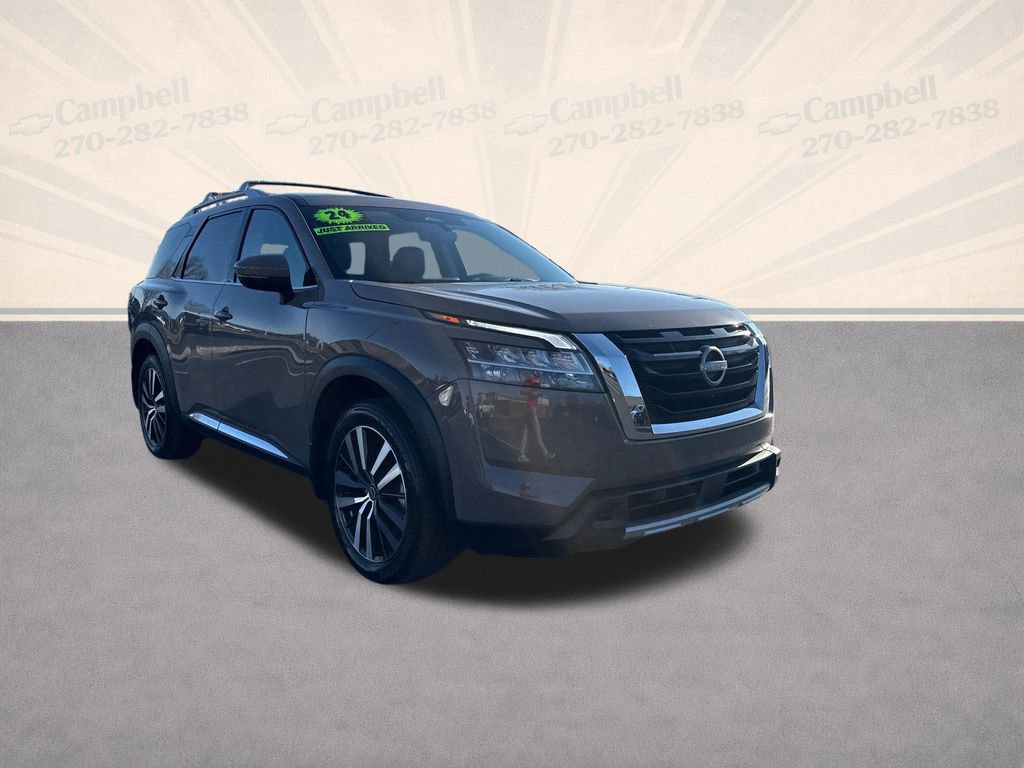 Used 2024 Nissan Pathfinder Platinum w/ Cargo Package image 8