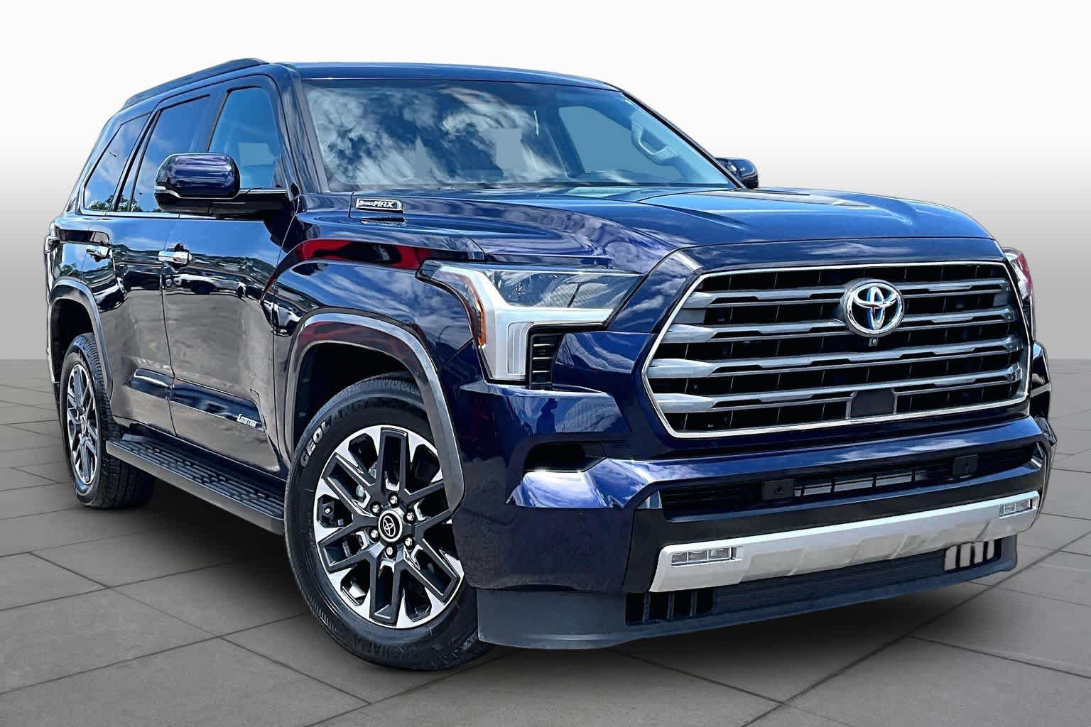 Used 2023 Toyota Sequoia Limited RWD image 3