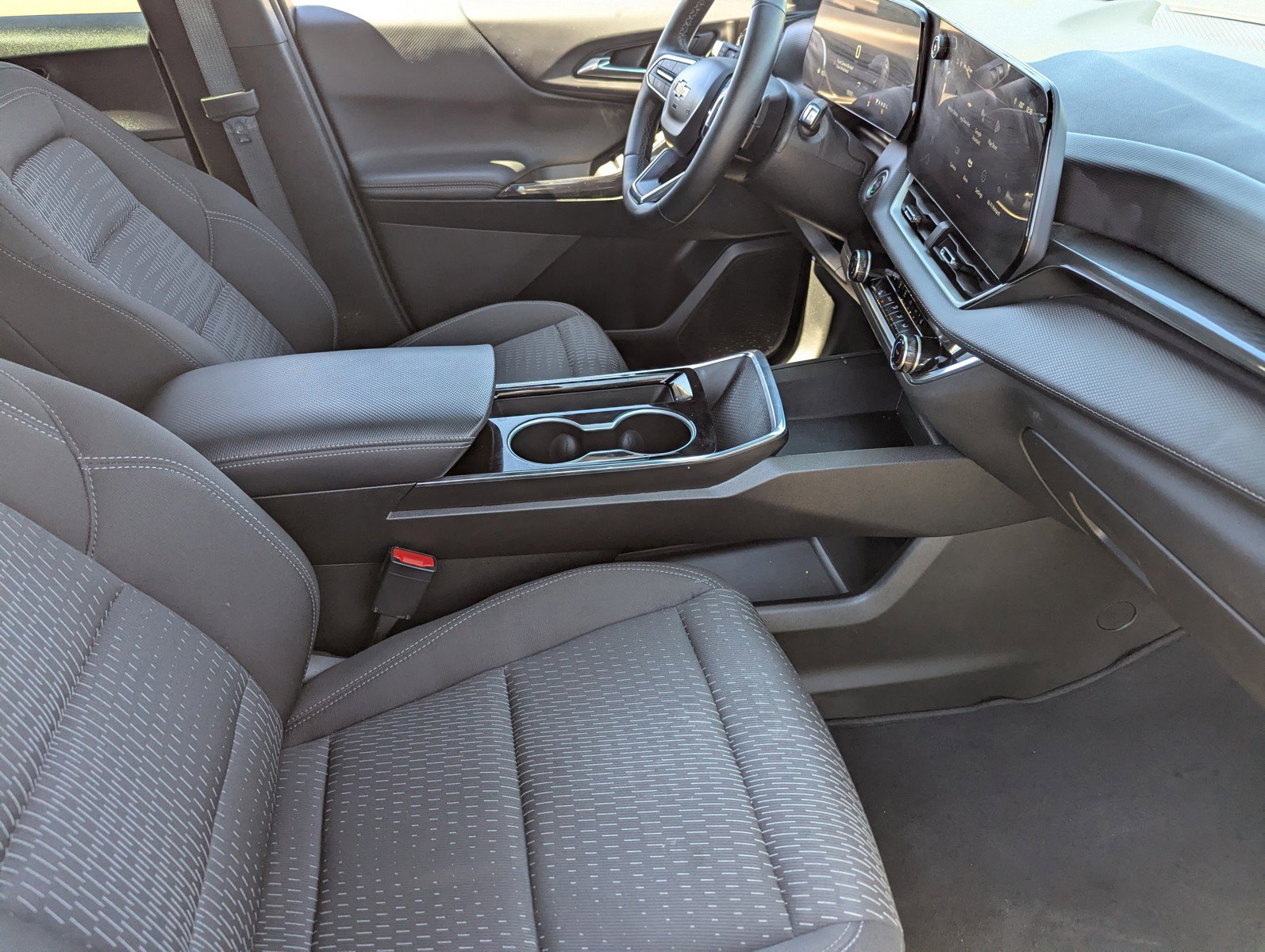 Certified 2025 Chevrolet Equinox LT image 12