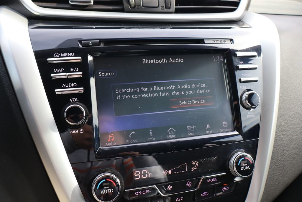 Used 2017 Nissan Murano SV w/ Premium Plus Package image 22