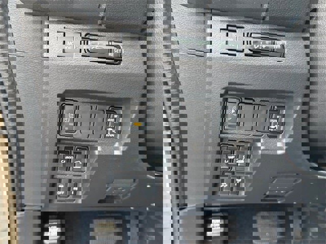 Used 2023 Nissan Frontier PRO-4X w/ Pro Convenience Package image 17