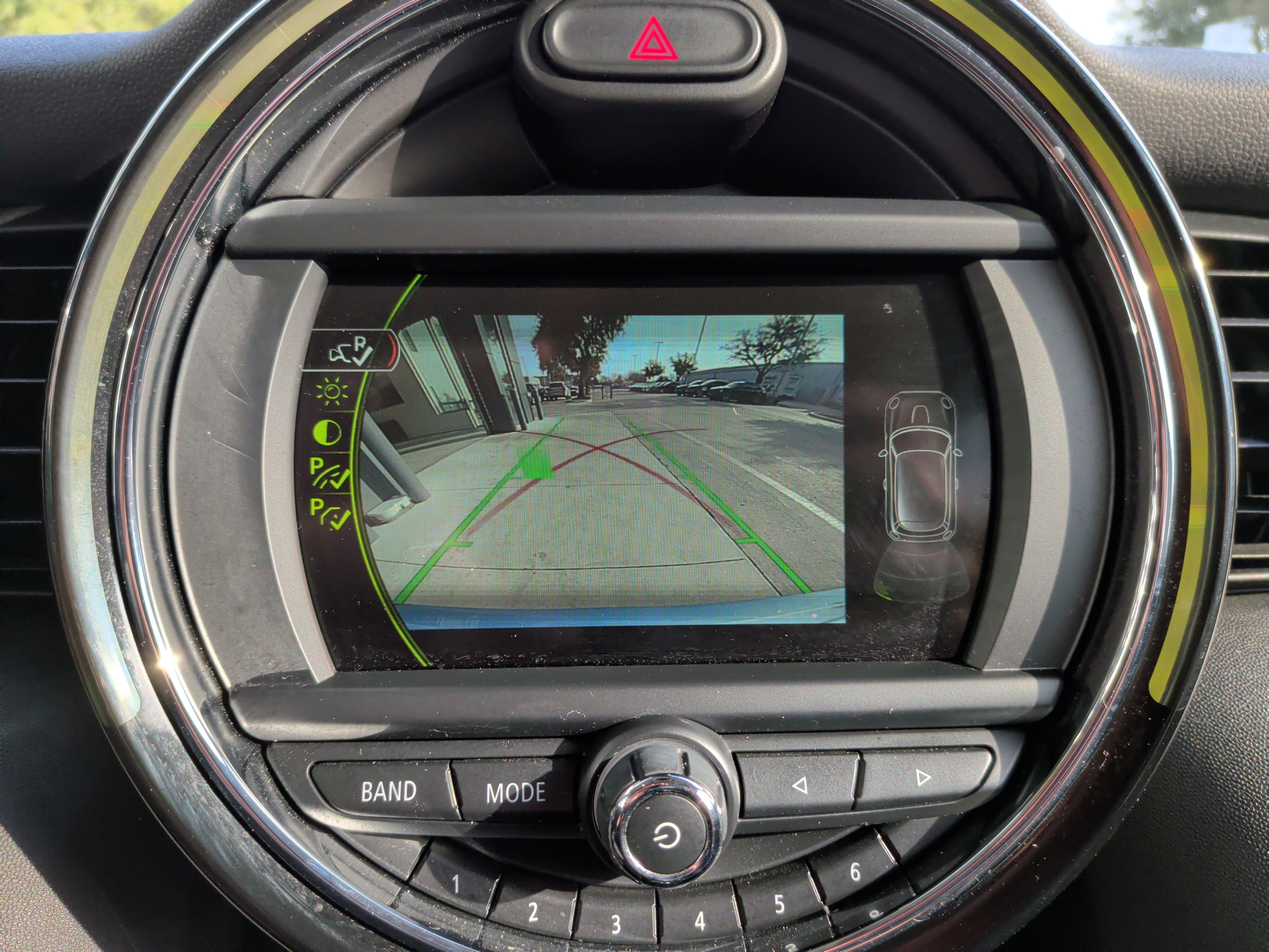 Used 2018 MINI Cooper 2-Door Hardtop image 24