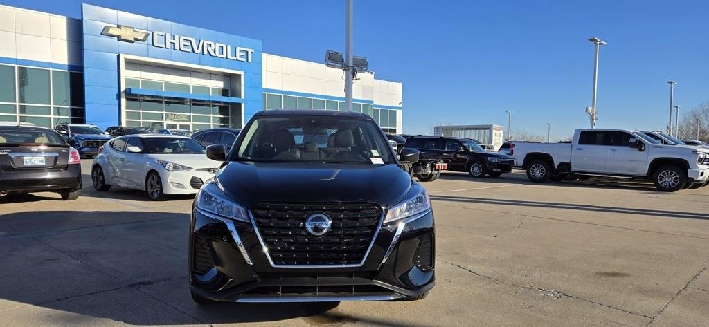 Used 2021 Nissan Kicks S image 9
