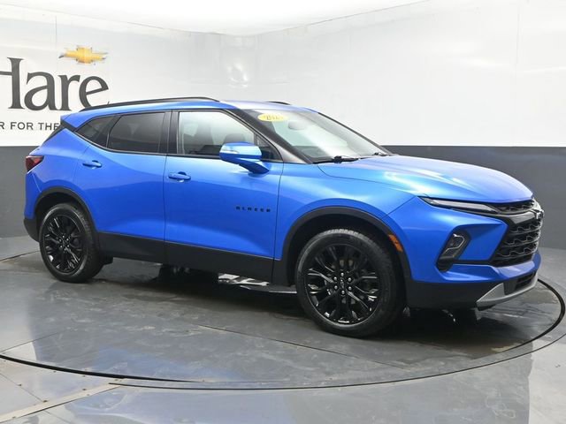 Used 2024 Chevrolet Blazer LT w/ LPO, Black Grille Bar Package image 6
