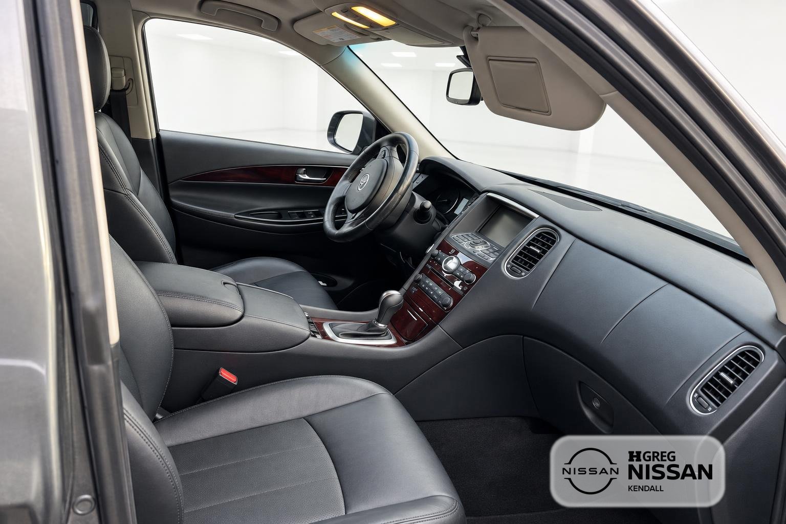 Used 2016 INFINITI QX50 AWD w/ Deluxe Touring Package image 10