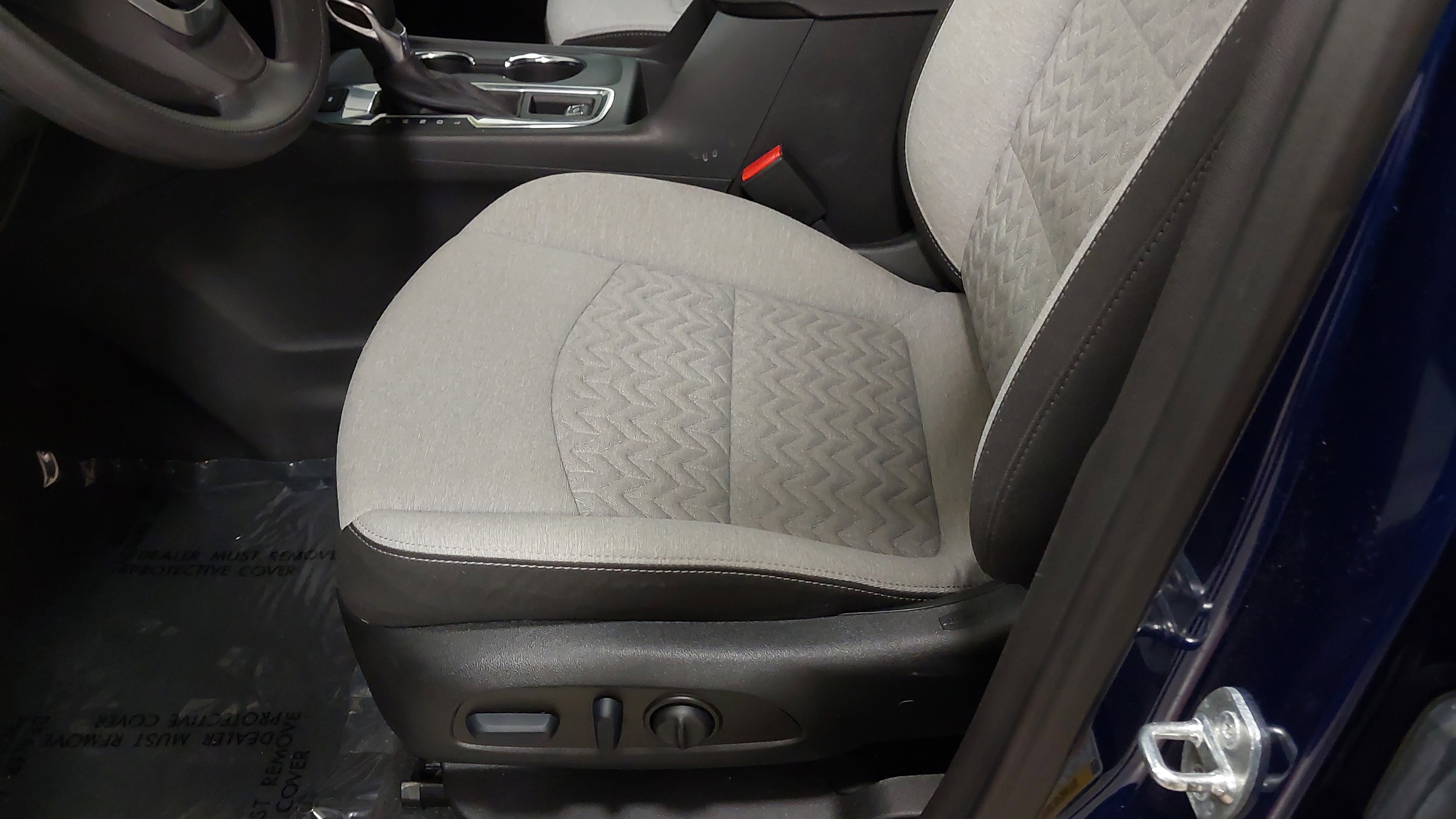 Used 2023 Chevrolet Equinox LS w/ LS Convenience Package image 22