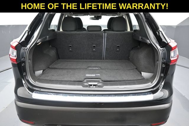 Used 2022 Nissan Rogue Sport SV AWD/4WD image 36