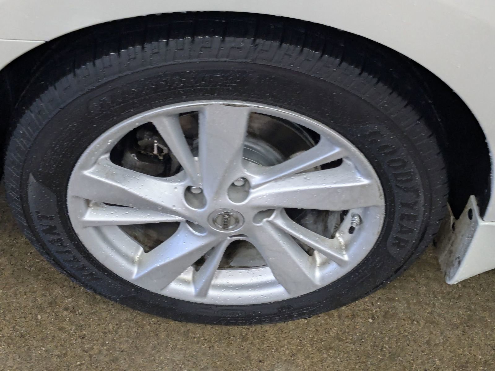 Used 2014 Nissan Altima 2.5 SV image 11