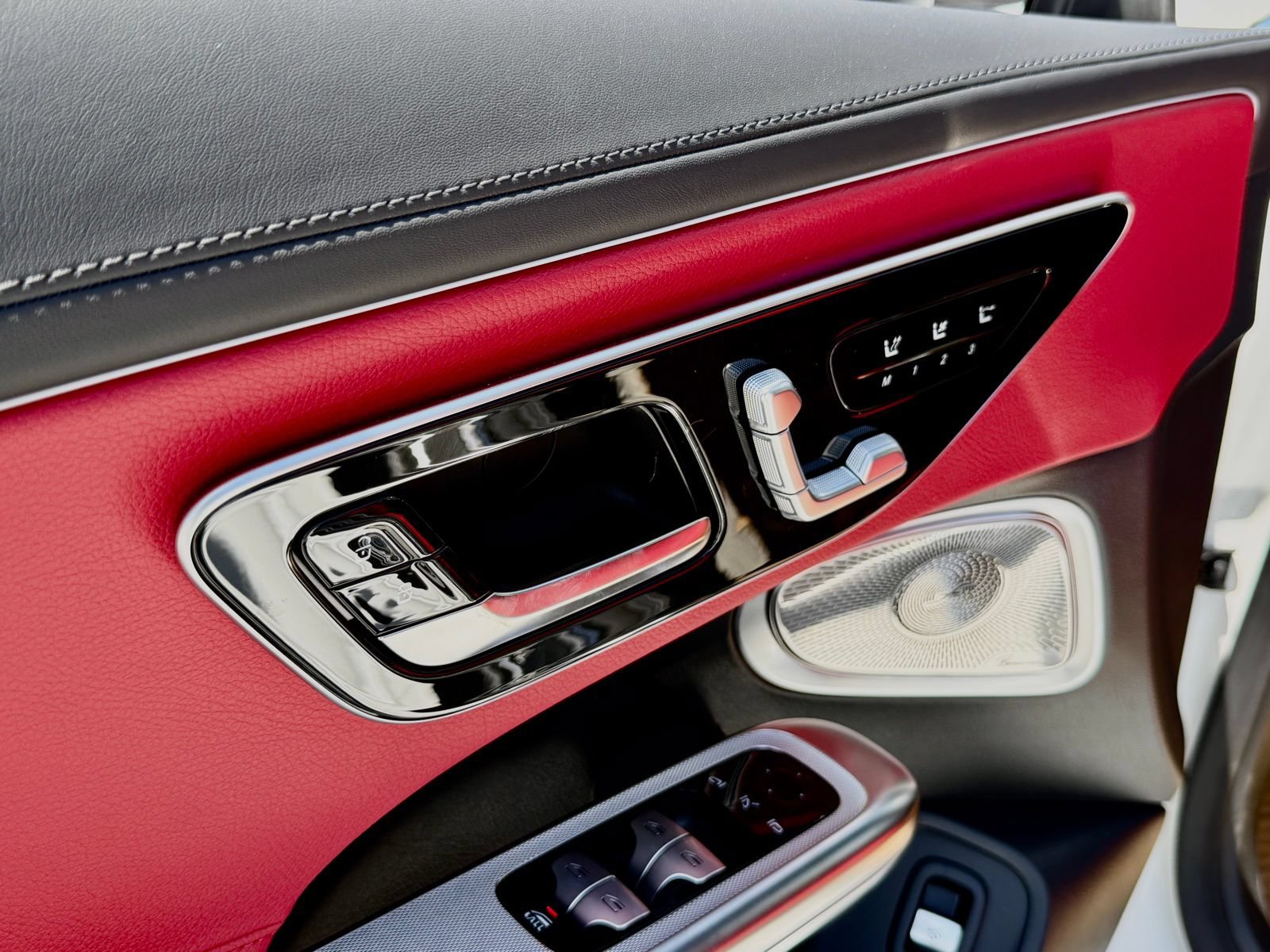 New 2026 Mercedes-Benz CLE 300 4MATIC Cabriolet image 17