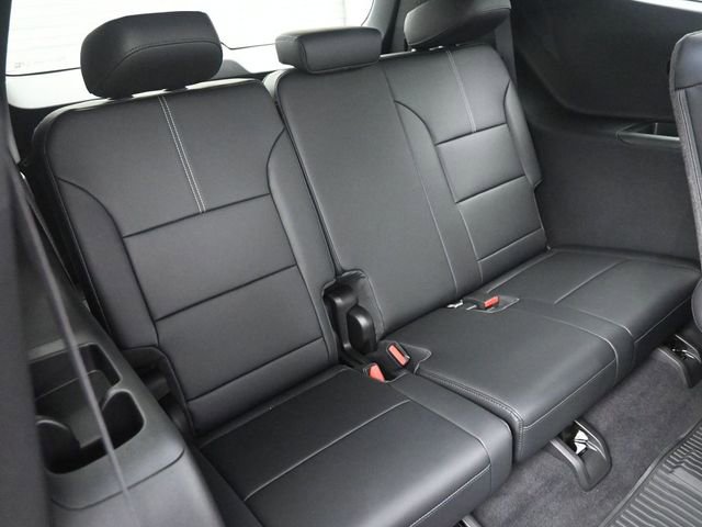 New 2026 GMC Acadia Elevation image 17