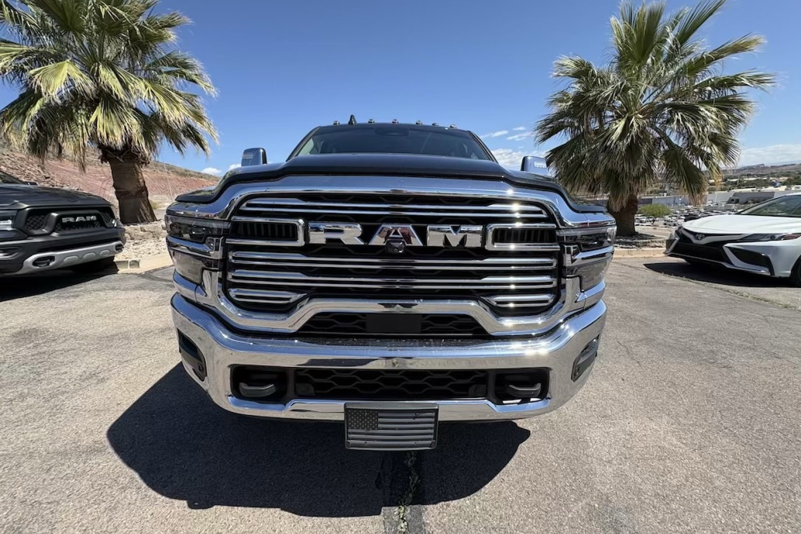 Used 2026 RAM 3500 Laramie AWD/4WD image 8