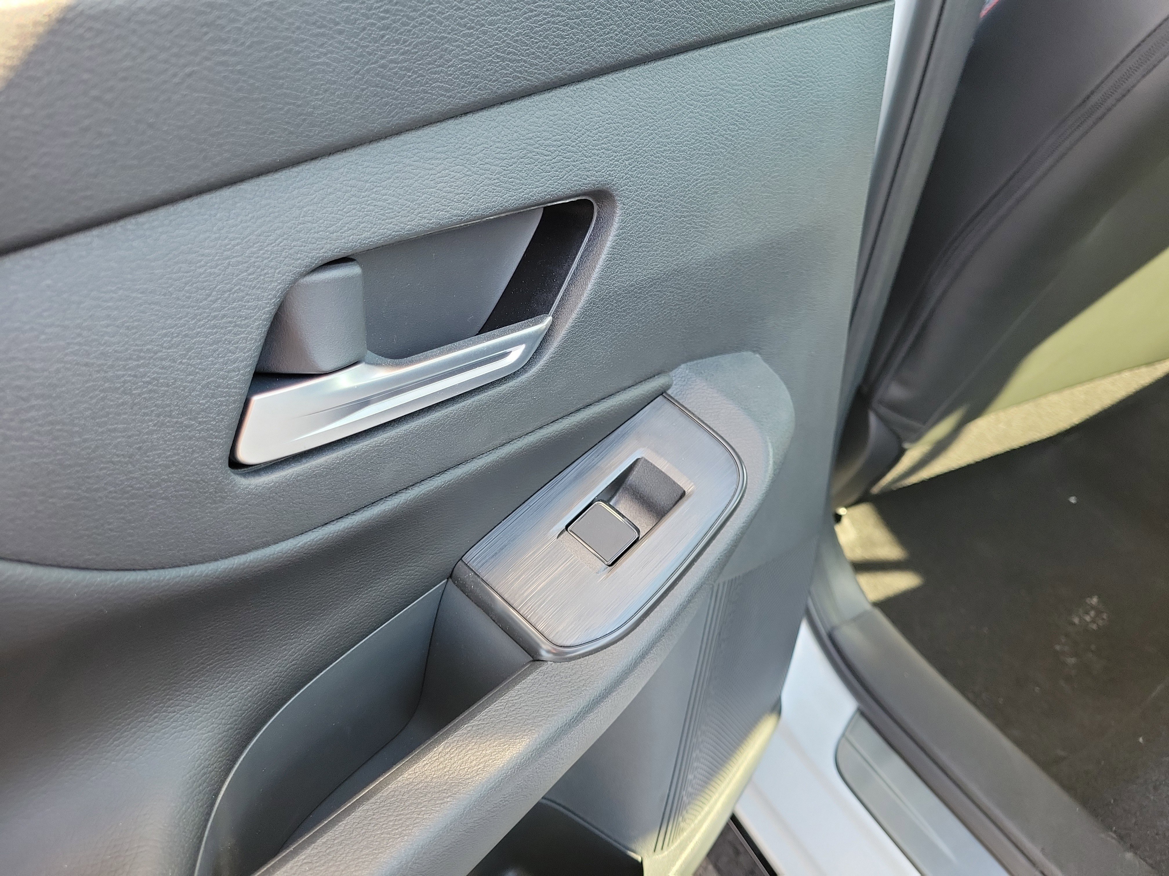 New 2026 Nissan Sentra SR w/ SR Premium Package FWD image 13