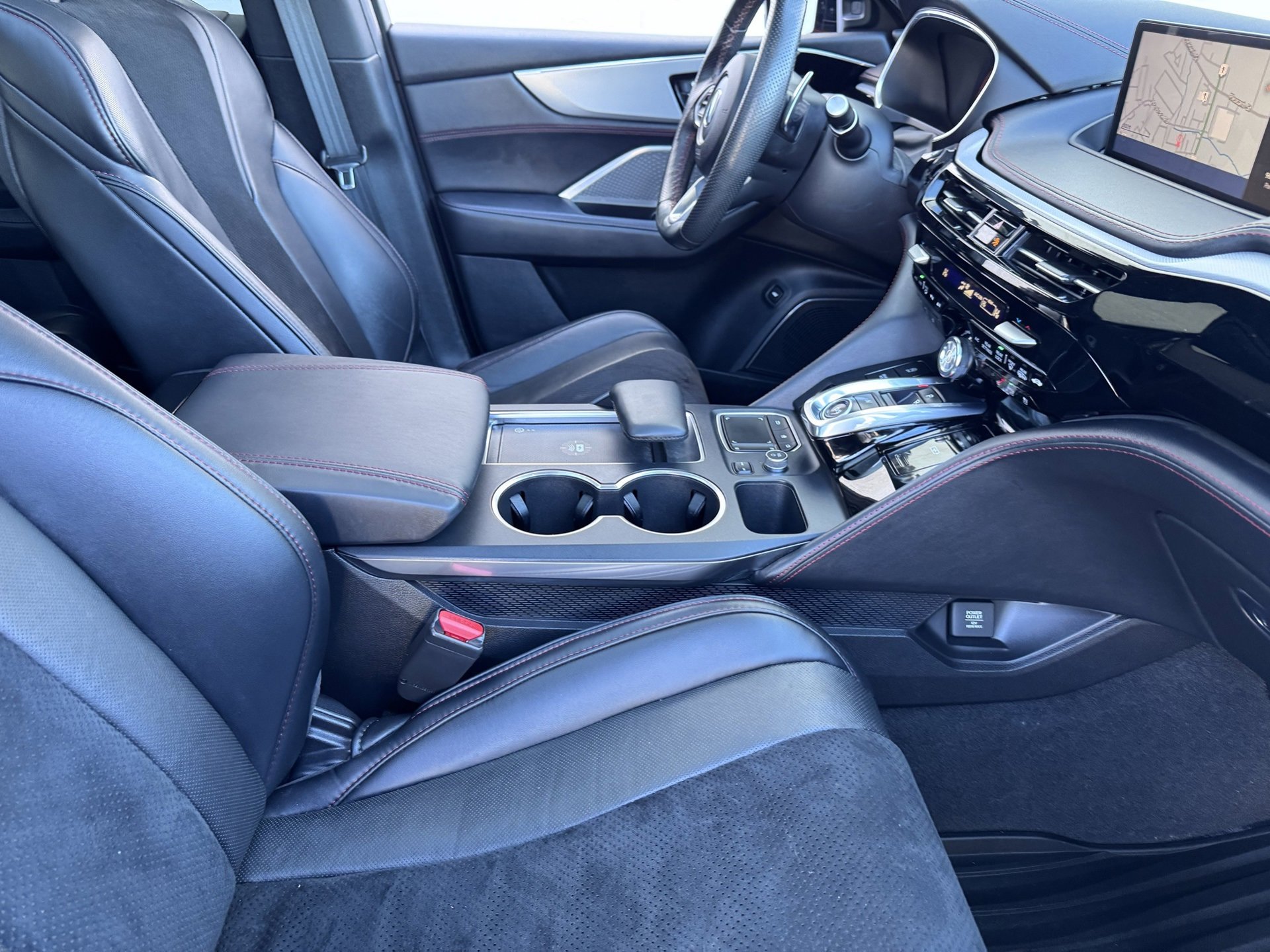 Used 2022 Acura MDX A-Spec image 12