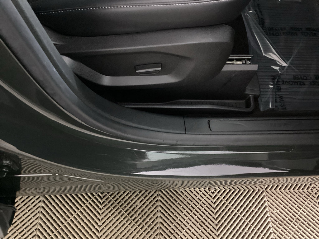 Used 2023 Ford Edge SEL w/ Convenience Package image 9