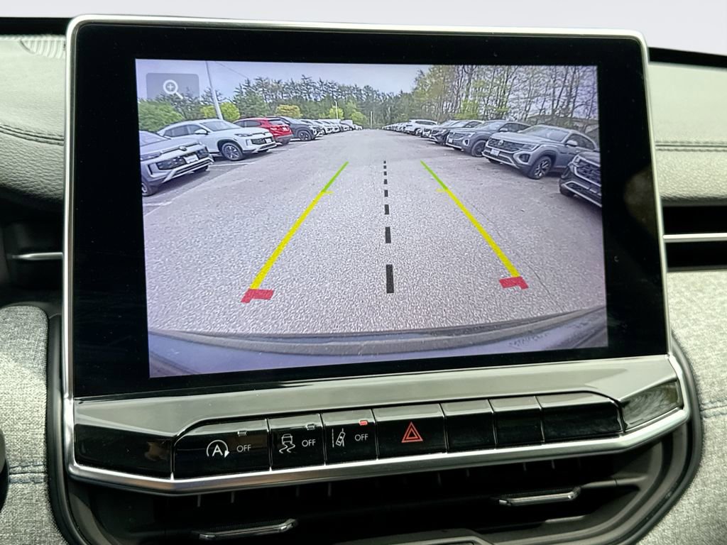 Used 2022 Jeep Compass Latitude w/ Convenience Group image 22