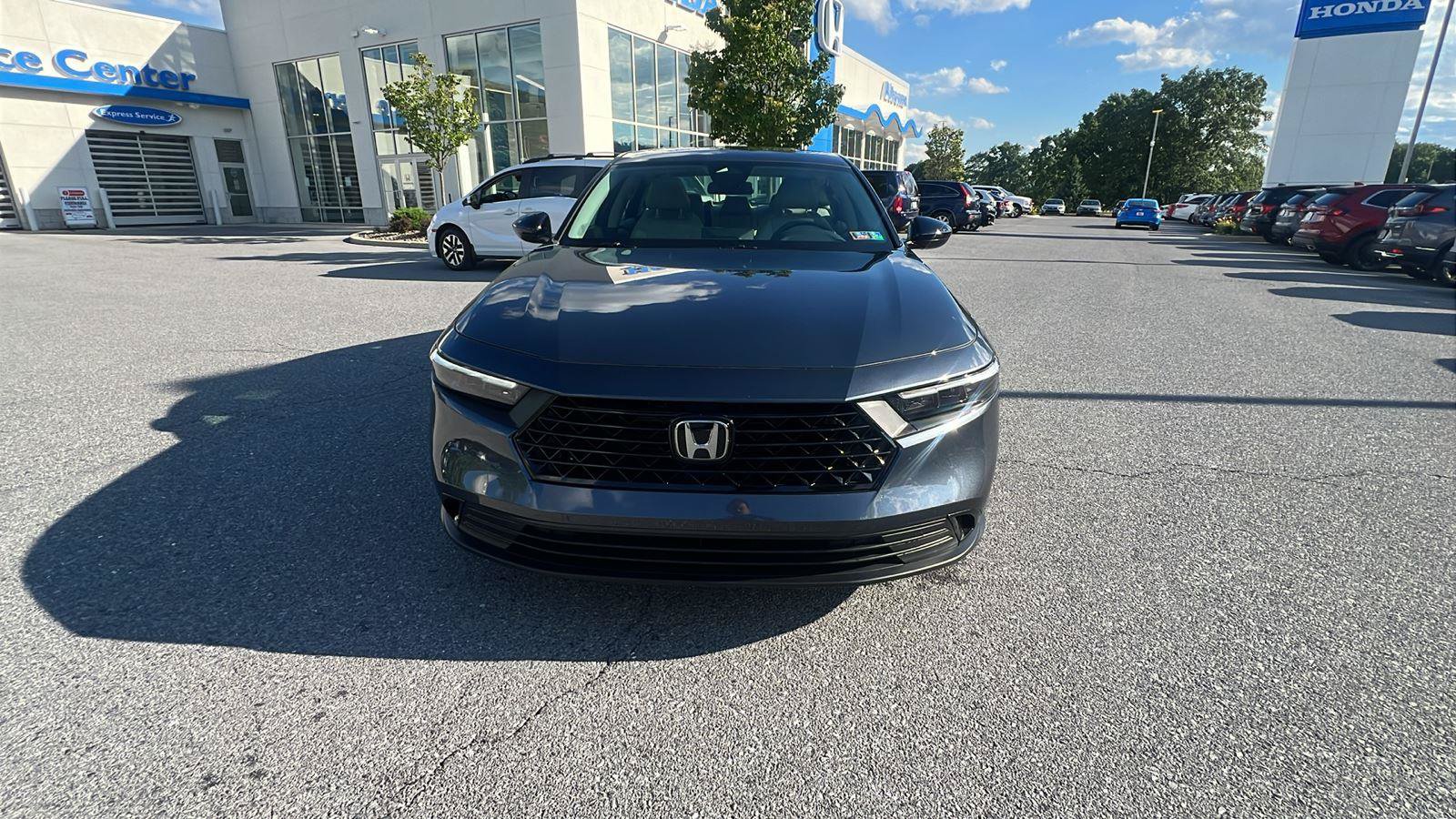 Used 2025 Honda Accord SE image 9