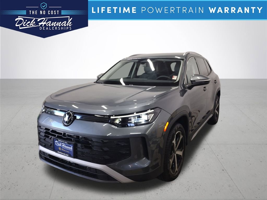 New 2025 Volkswagen Tiguan SE