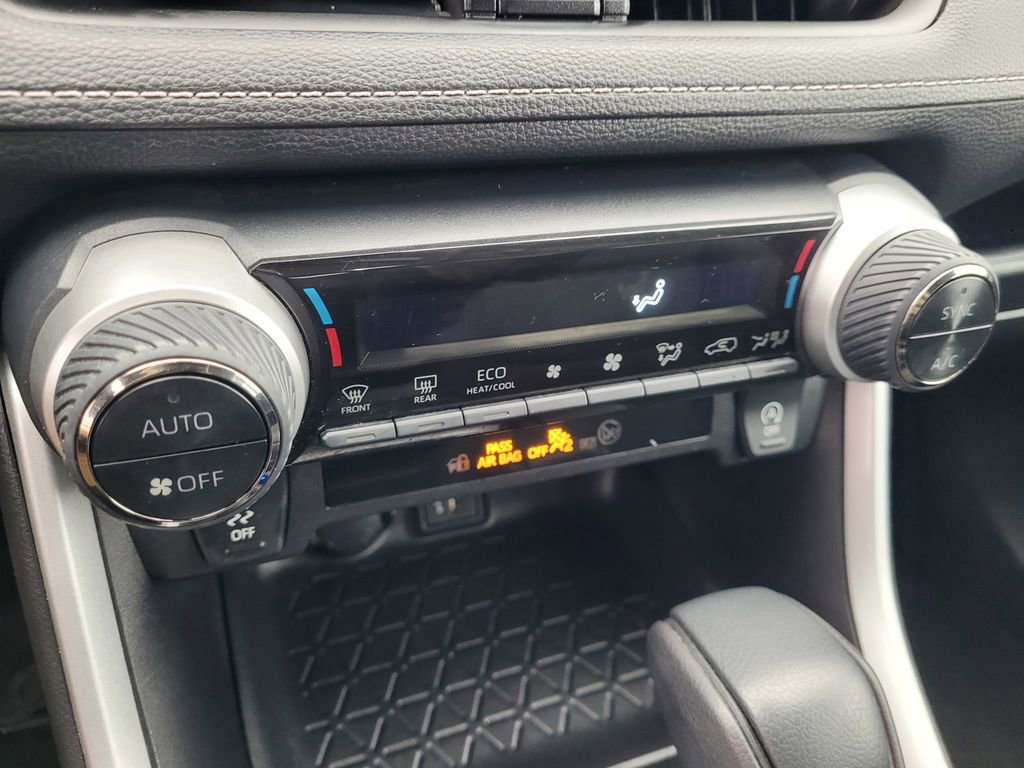 Used 2024 Toyota RAV4 XLE image 16