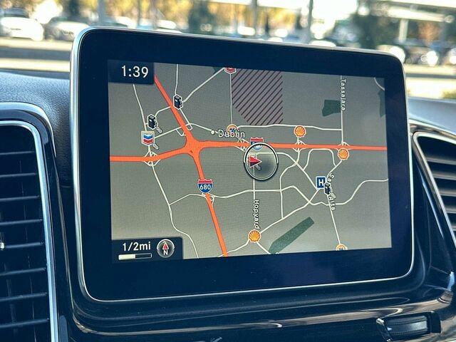 Used 2016 Mercedes-Benz GLE 300d GLE 300d 4D Sport Utility 4MAT image 24