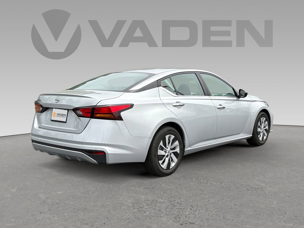 Used 2024 Nissan Altima 2.5 S image 18