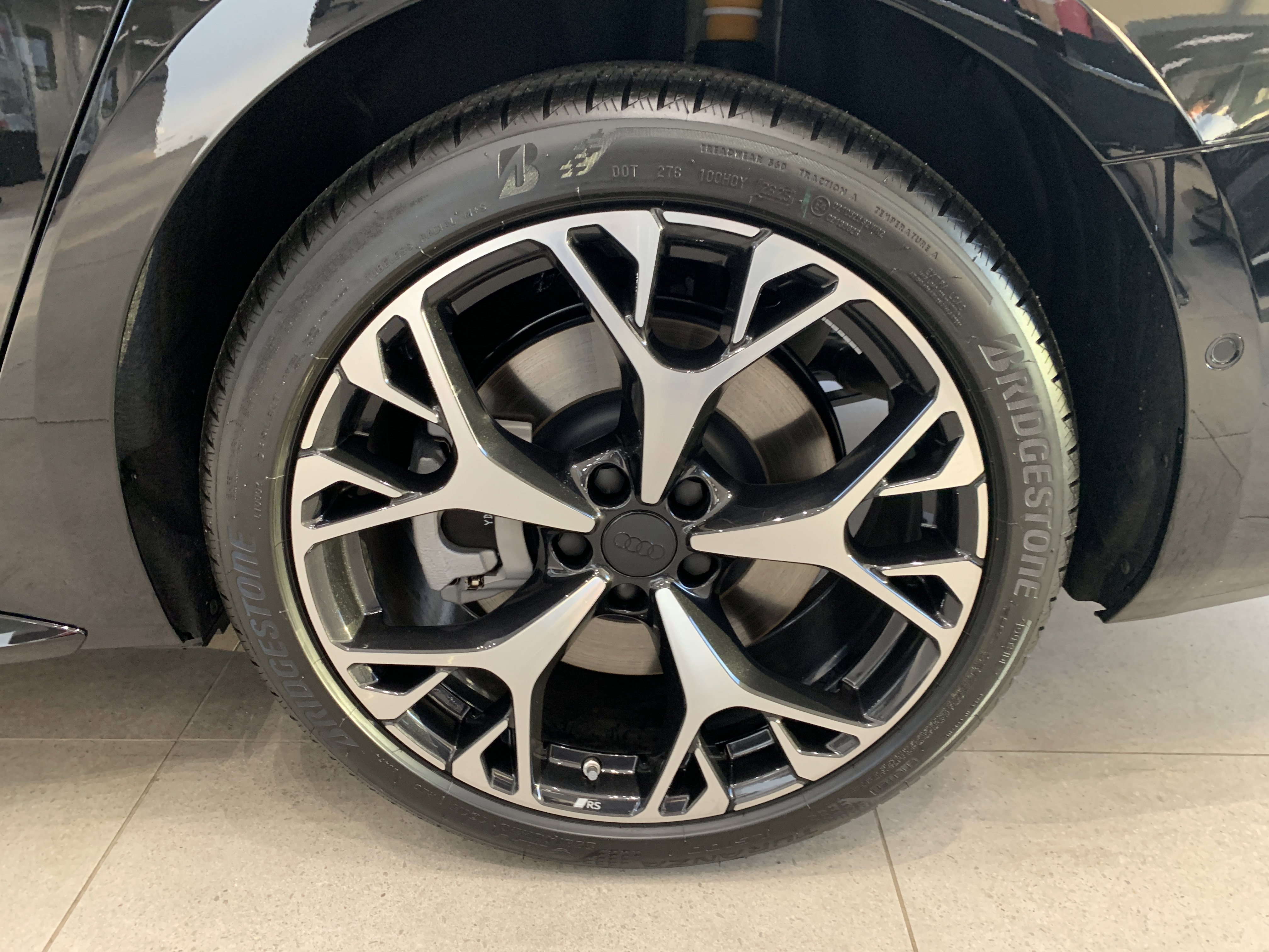 New 2026 Audi A6 Premium Plus AWD/4WD image 17