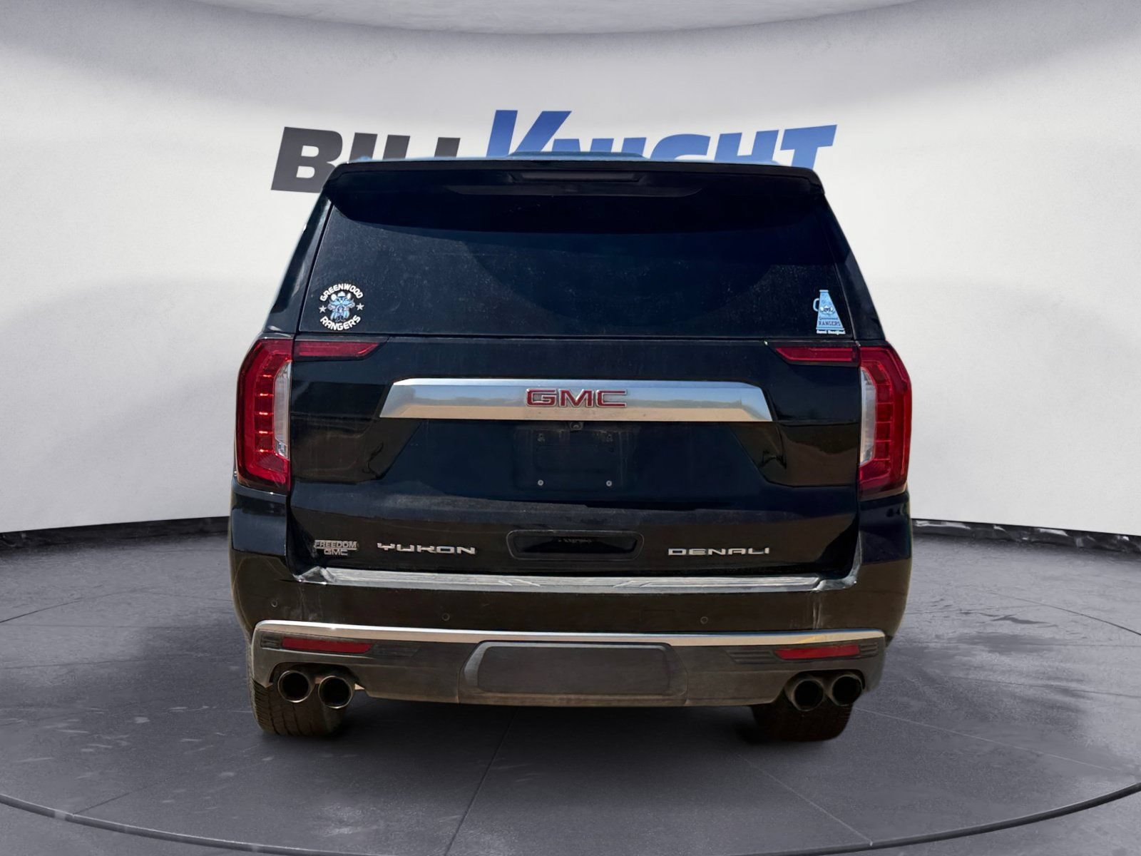Used 2024 GMC Yukon XL Denali RWD image 4