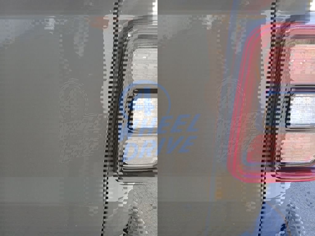 New 2026 Jeep Gladiator Willys image 32