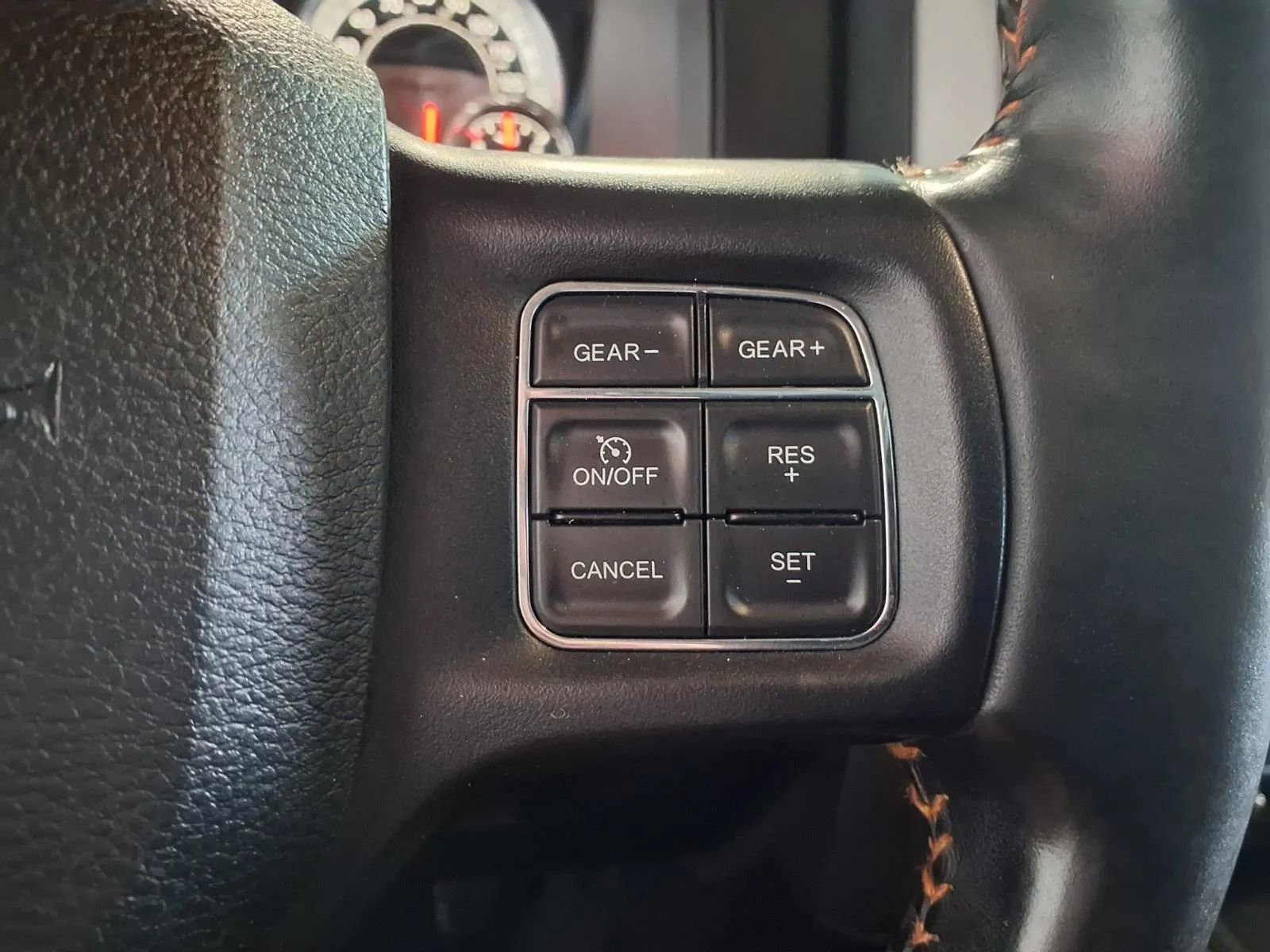 Used 2015 RAM 1500 Sport w/ Ignition Orange Sport Package image 27