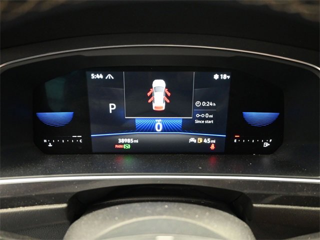 Used 2022 Volkswagen Tiguan SE image 17