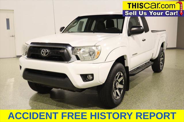 Used 2014 Toyota Tacoma PreRunner w/ SR5 Package RWD image 3