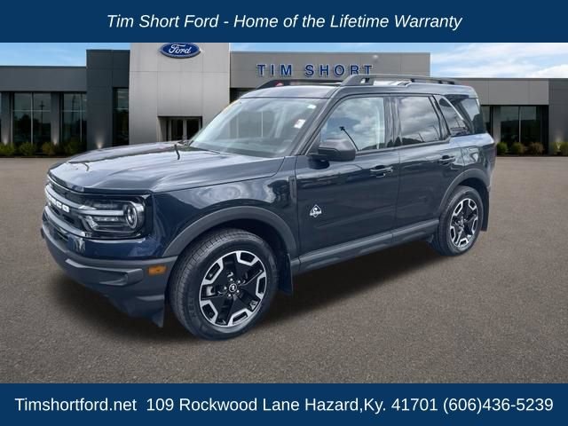 Used 2023 Ford Bronco Sport Outer Banks w/ Tech Package AWD/4WD image 1