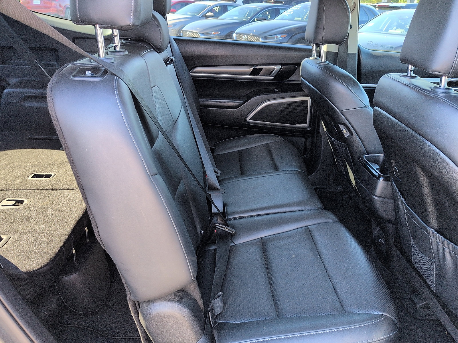 Used 2020 Kia Telluride LX FWD image 8