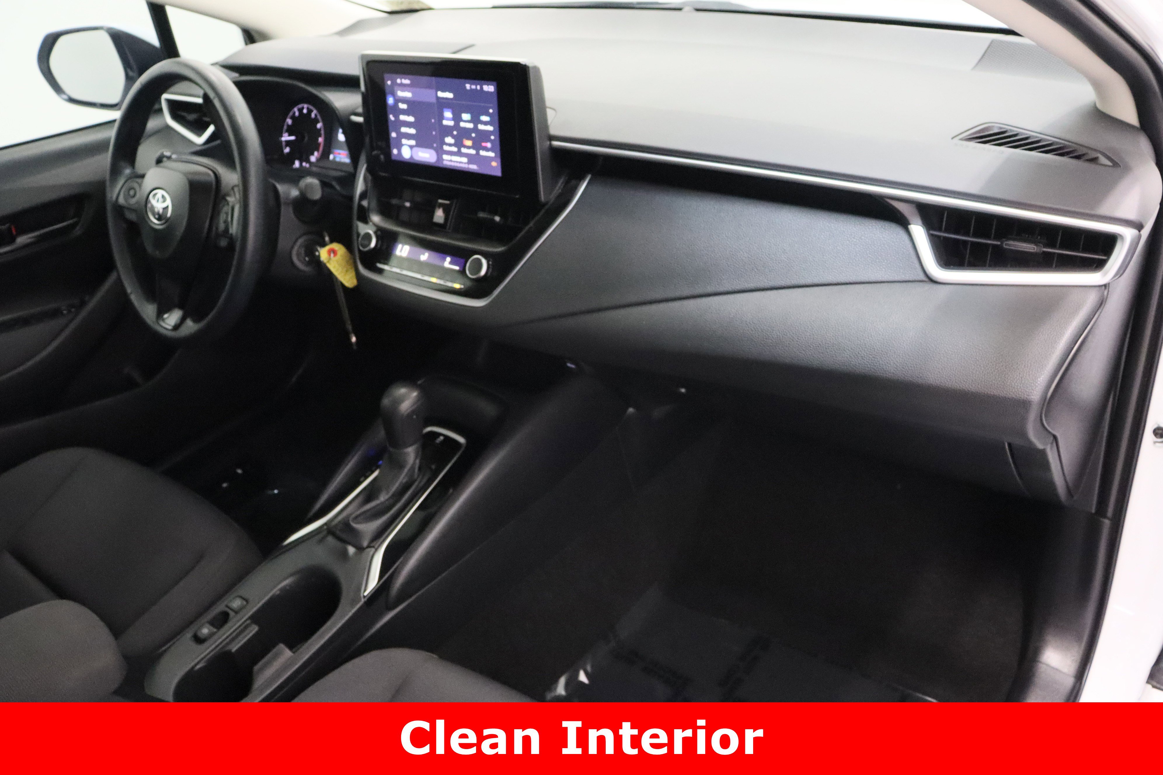 Used 2024 Toyota Corolla LE image 32