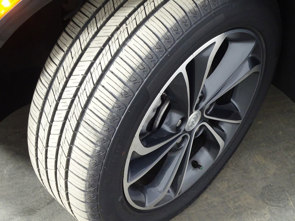 Used 2020 Buick Encore GX Select image 33